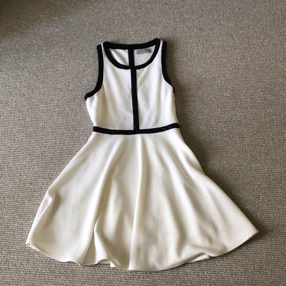 Sophie & Kate dress